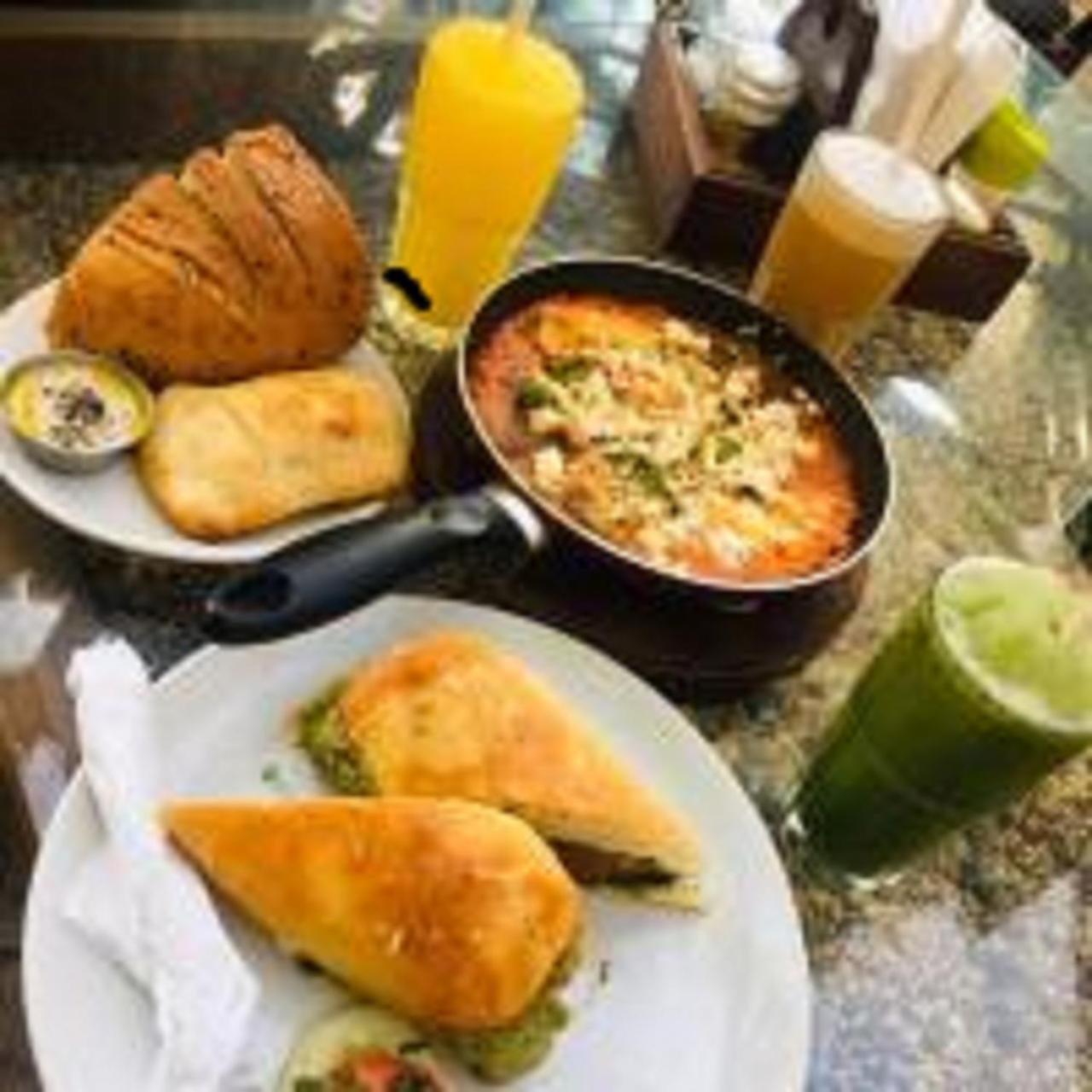 Hotel Gs Amritsar 200 Mtr From Golden Temple Екстериор снимка