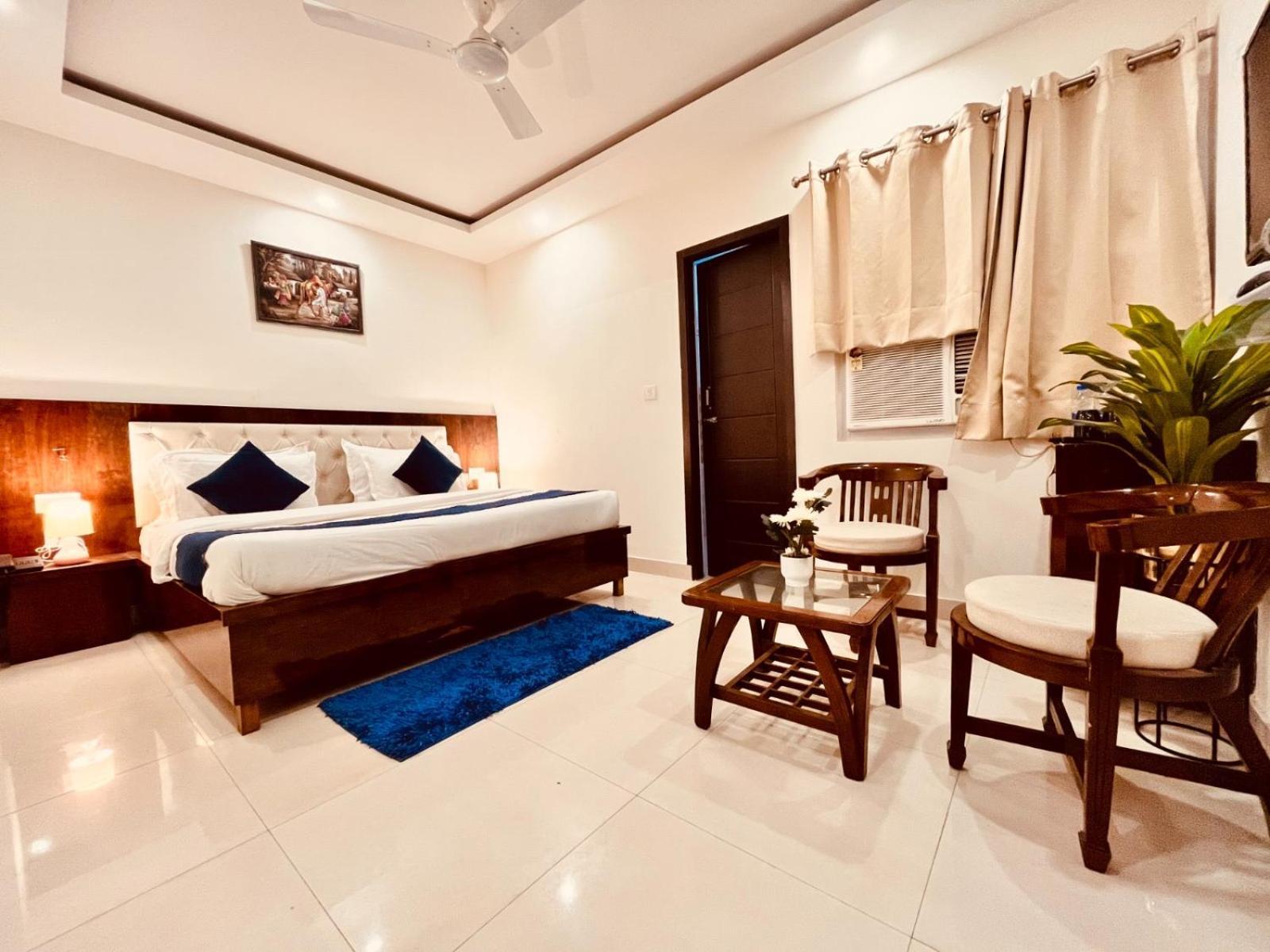 Hotel Gs Amritsar 200 Mtr From Golden Temple Екстериор снимка